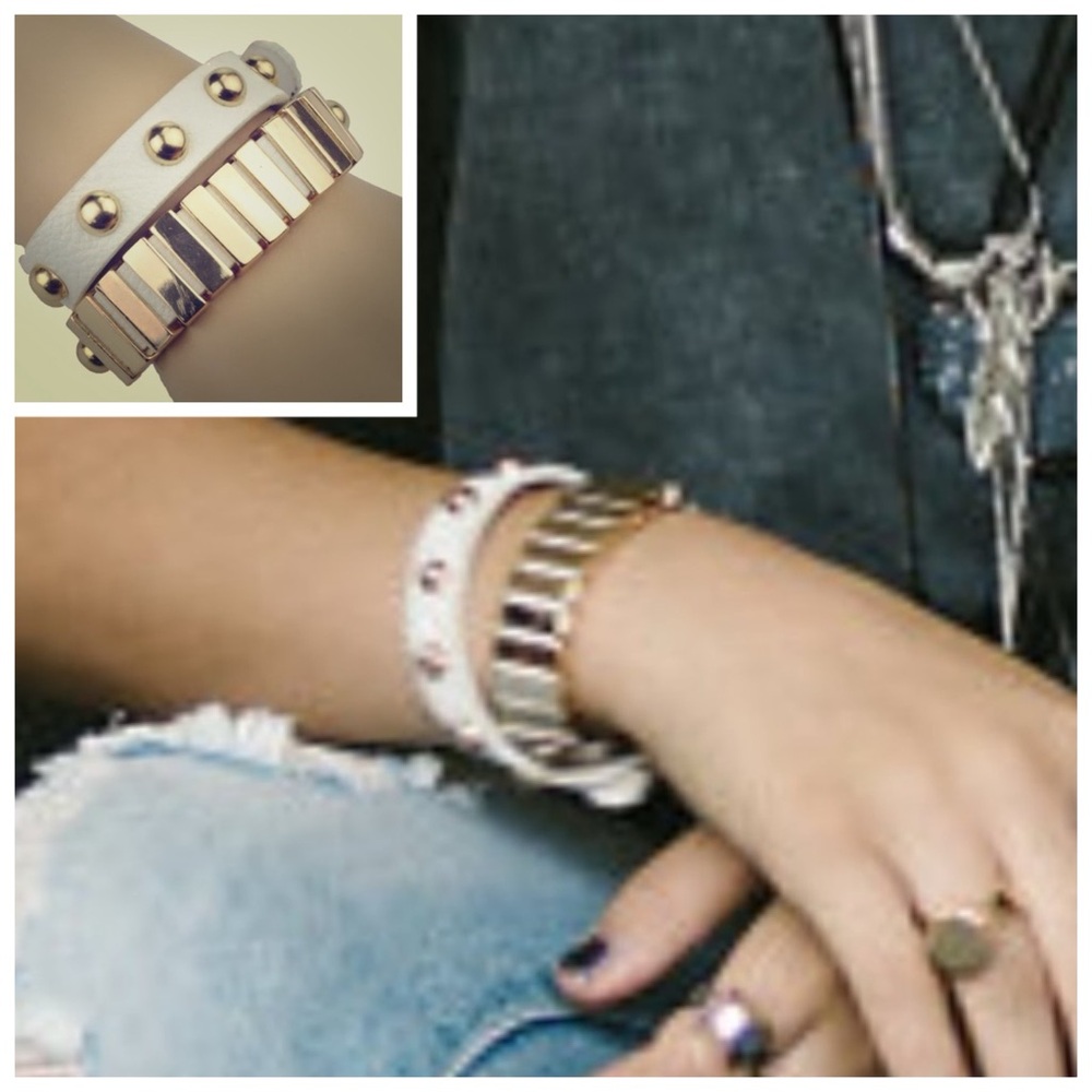 Beautiful vintage leather cuff bracelet w gold studs. New